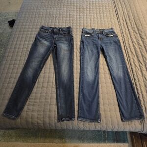 (2) Men's Jeans - Barely worn